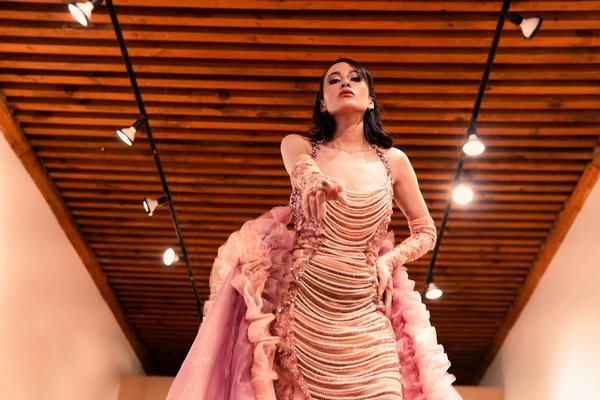 Quels conseils pour choisir des robes en velours pour des soirées d'hiver?